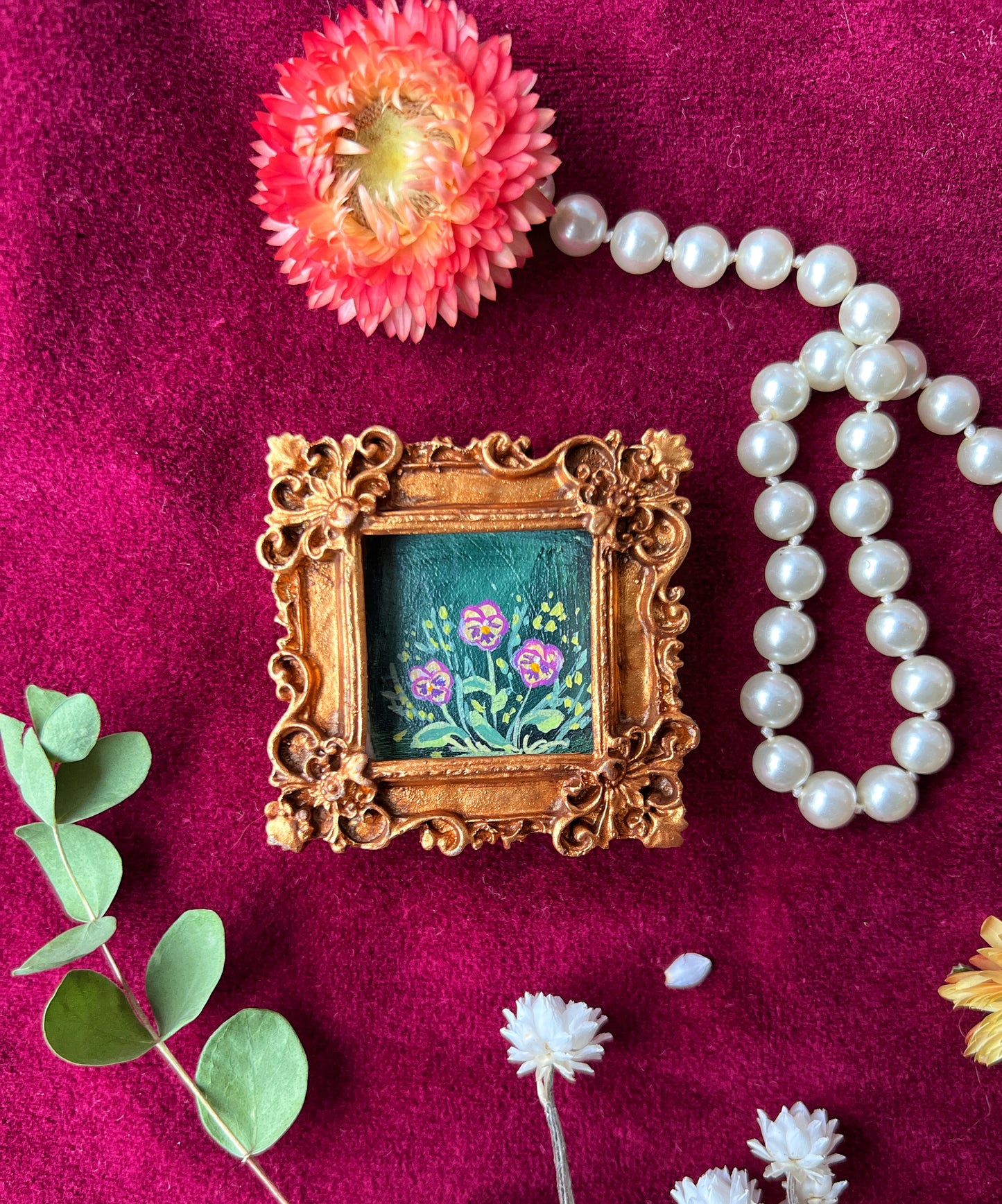 Vintage Pansy Floral Magnet