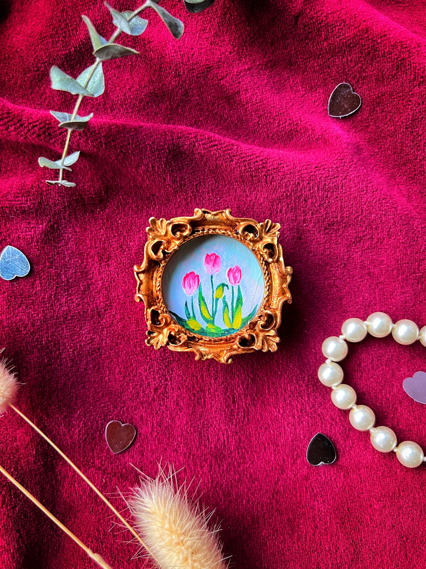 Round Tulip Magnet