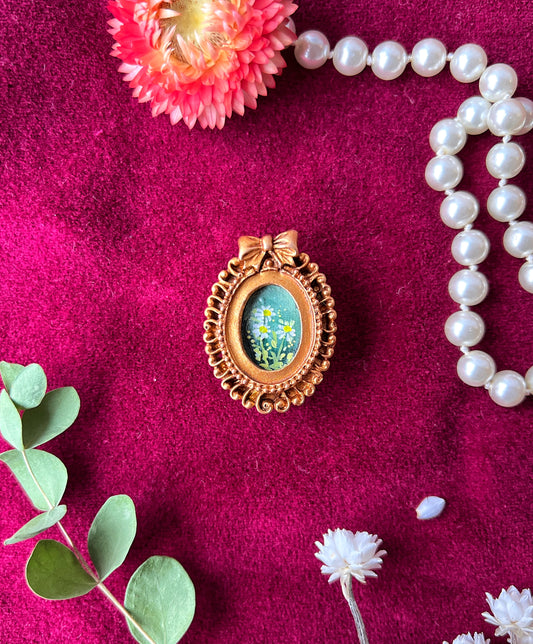 Daisy Floral Magnet