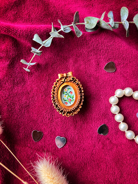 Bow Wild Strawberry Magnet