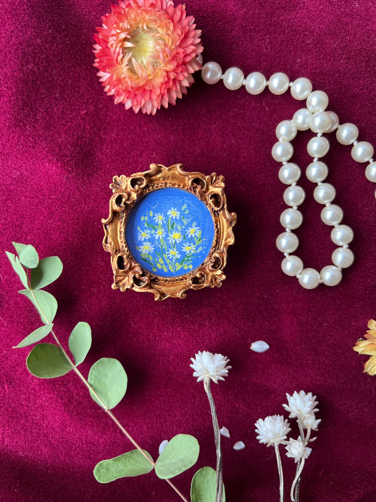 Daisy Floral Magnet